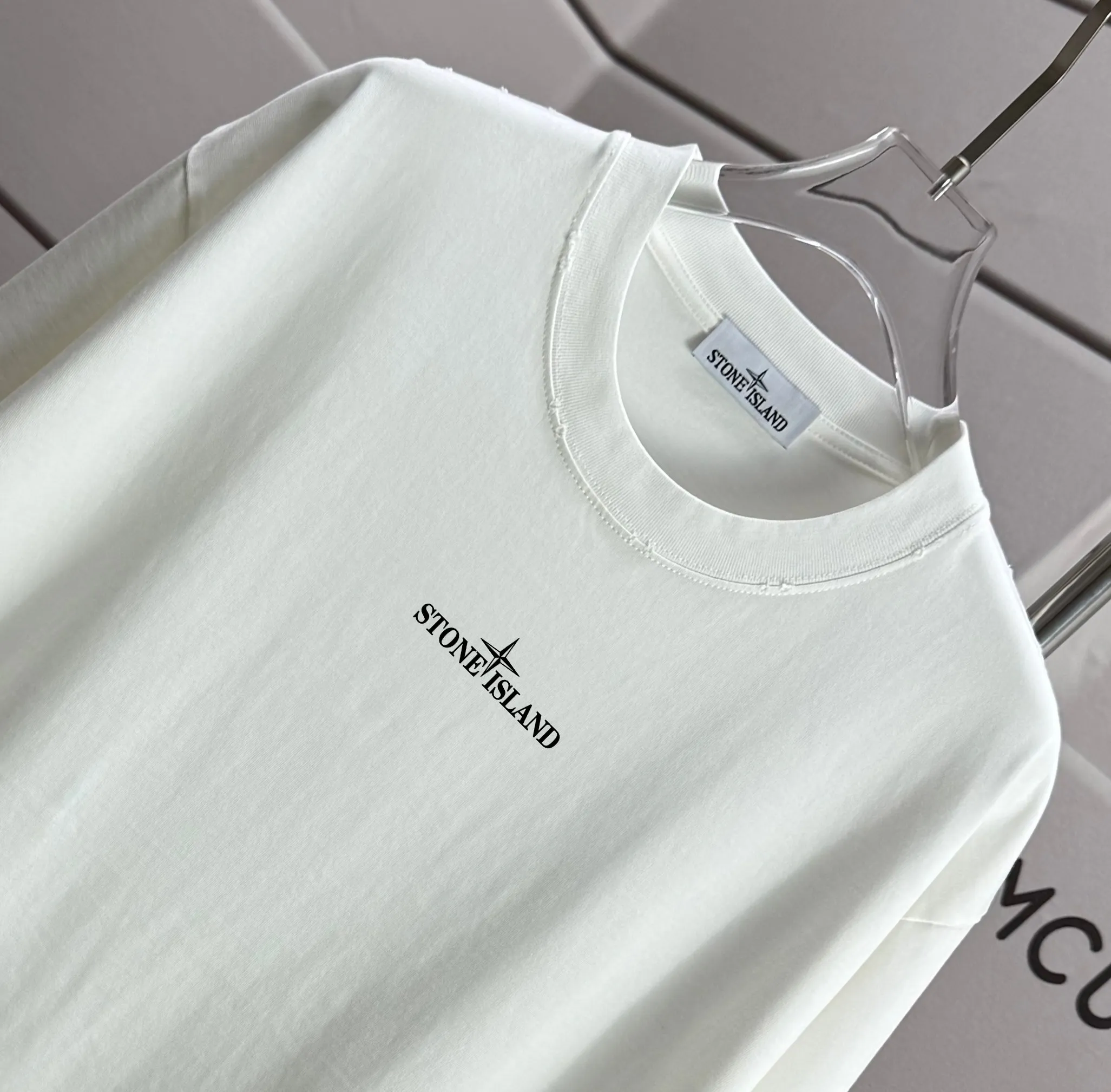 P160 Ston* islan* 石*岛 2025 autumn and winter new style Washed and worn 320g round neck short-sleeved tee Unisex loose version Color: Washed black Washed white Washed gray Brown Size: S M L XL XXL Size: S (90-130 pounds) M (120-150 pounds) L (140-165 pounds) (160-180 catties) XXL (180-210 catties)